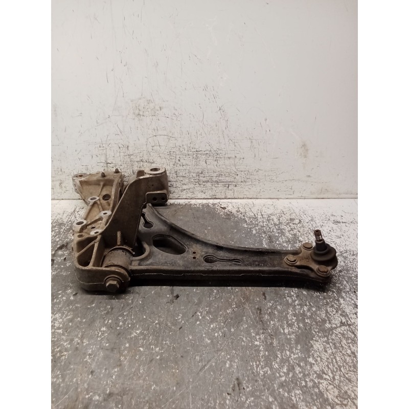 Recambio de brazo suspension inferior delantero izquierdo para seat leon (1p1) 2.0 tdi 16v referencia OEM IAM 1K0407153  