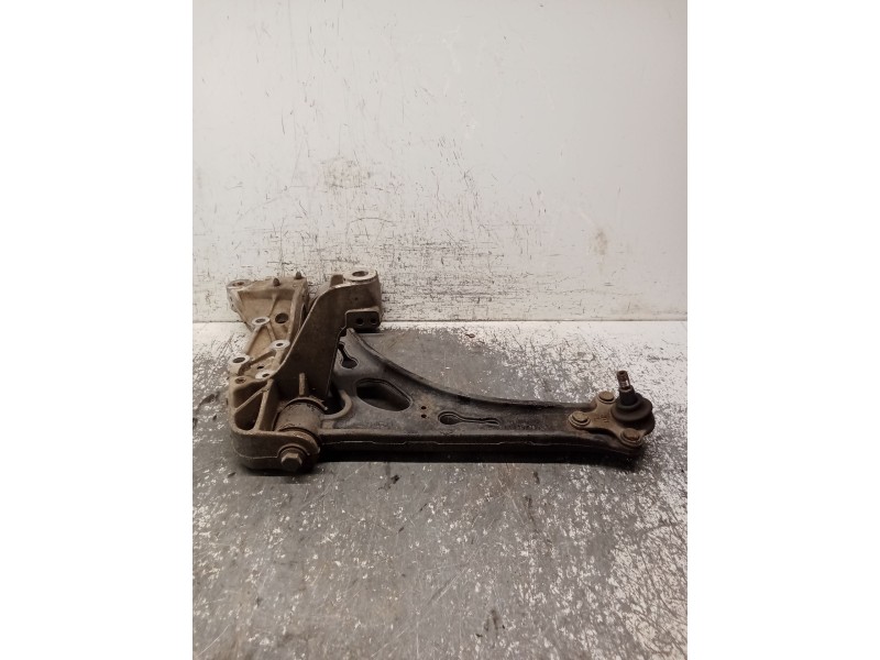 Recambio de brazo suspension inferior delantero izquierdo para seat leon (1p1) 2.0 tdi 16v referencia OEM IAM 1K0407153  