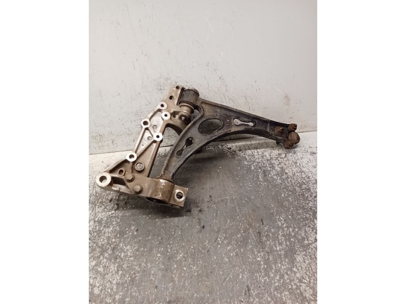 Recambio de brazo suspension inferior delantero izquierdo para seat leon (1p1) 2.0 tdi 16v referencia OEM IAM 1K0407153  