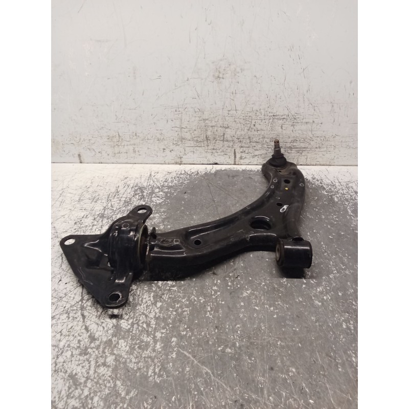 Recambio de brazo suspension inferior delantero izquierdo para honda jazz iii (ge_, gg_, gp_, za_) 1.4 referencia OEM IAM   