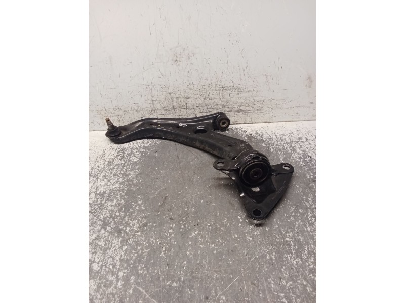 Recambio de brazo suspension inferior delantero izquierdo para honda jazz iii (ge_, gg_, gp_, za_) 1.4 referencia OEM IAM   