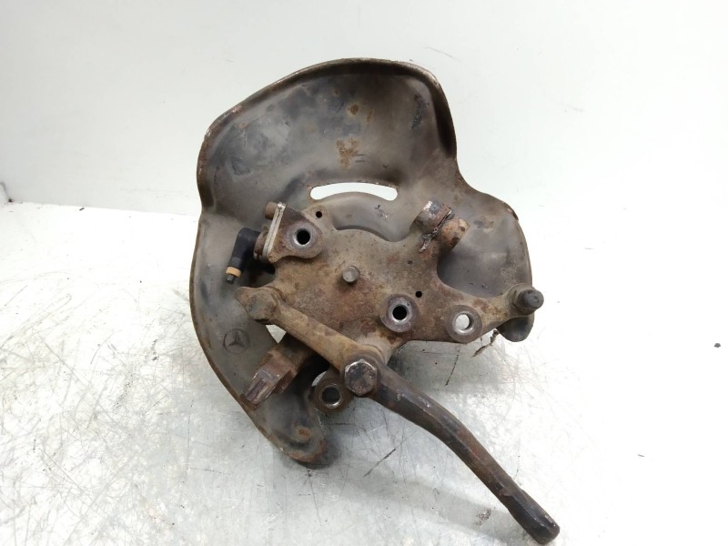 Recambio de mangueta delantera izquierda para mercedes clase c (w201) berlina 2.5 d 190 (201.126) referencia OEM IAM   