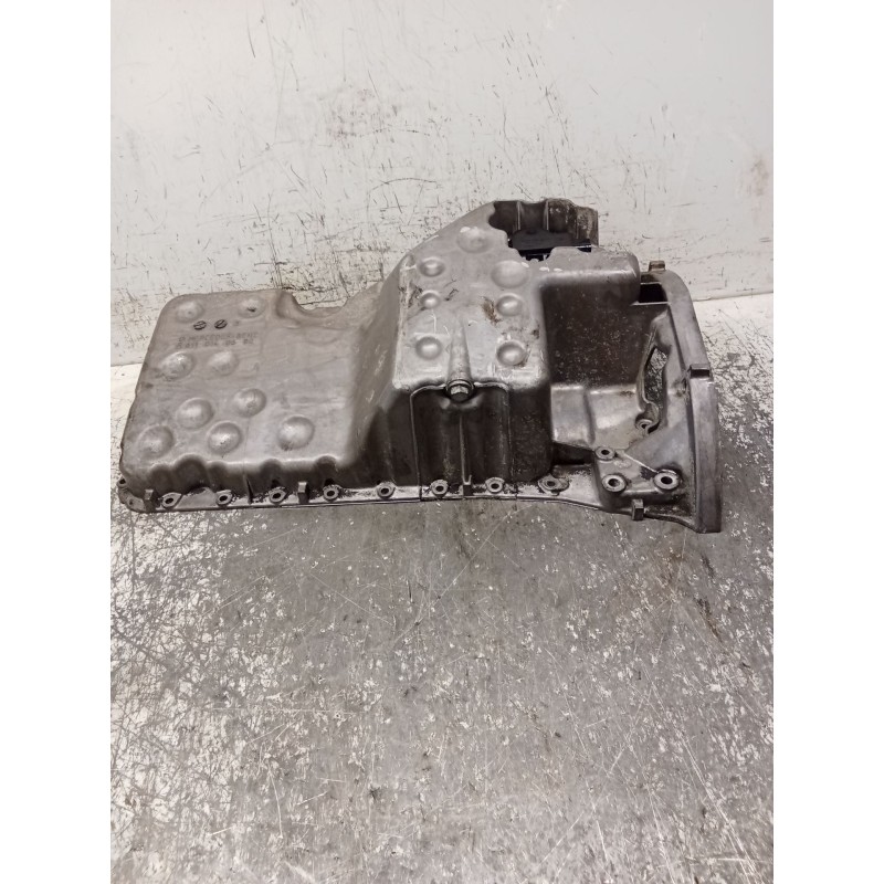 Recambio de carter para mercedes-benz clase c (w203) berlina 220 cdi (203.006) referencia OEM IAM R6110140602  