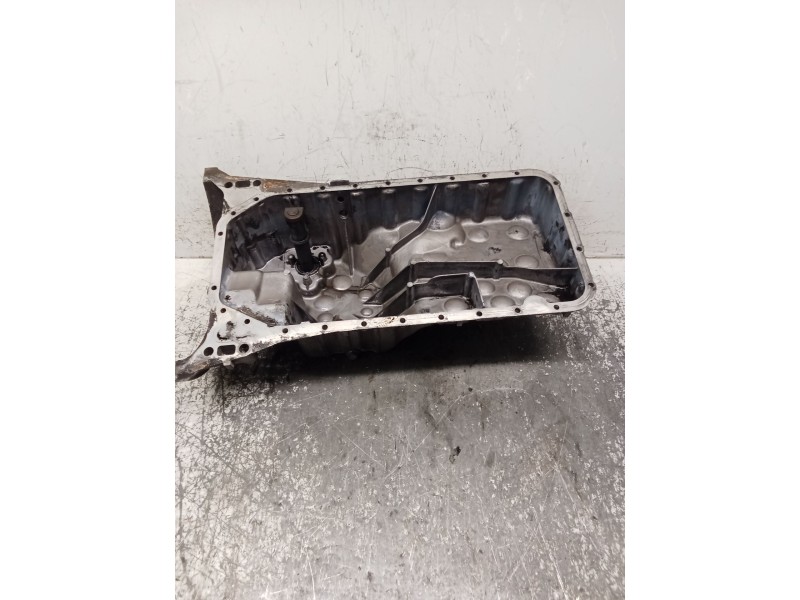Recambio de carter para mercedes-benz clase c (w203) berlina 220 cdi (203.006) referencia OEM IAM R6110140602  