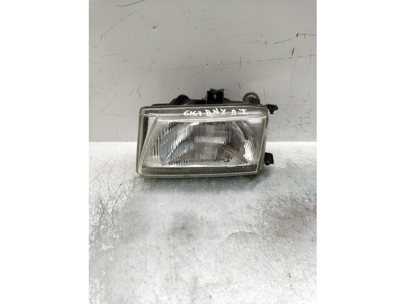 Recambio de faro izquierdo para seat ibiza ii (6k1) 1.4 i referencia OEM IAM 6K0941015 67735475 