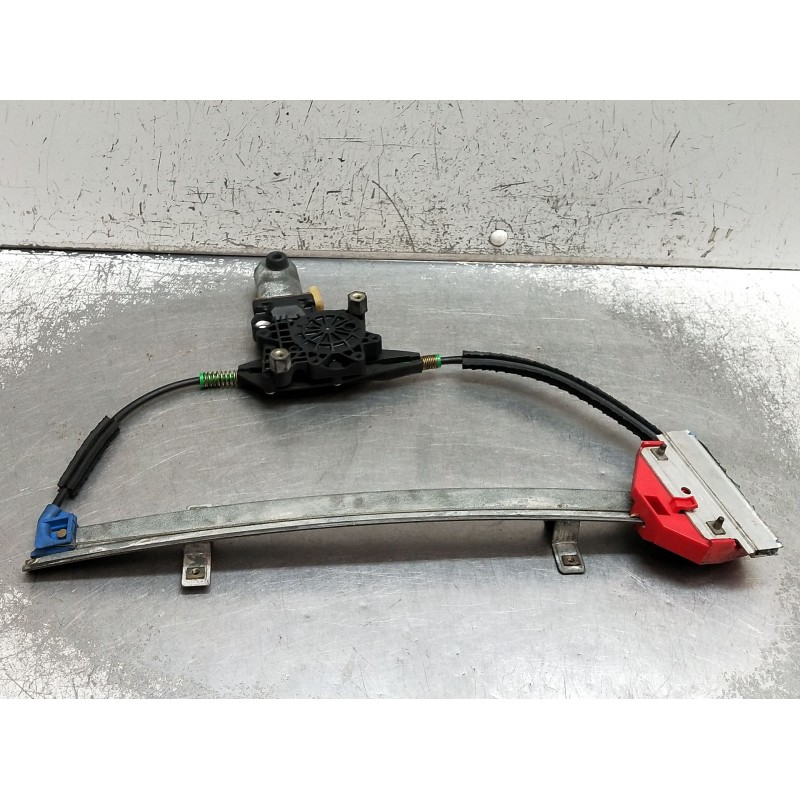 Recambio de elevalunas delantero derecho para ford mondeo ii sedán (bfp) 1.8 td referencia OEM IAM 0130821680  