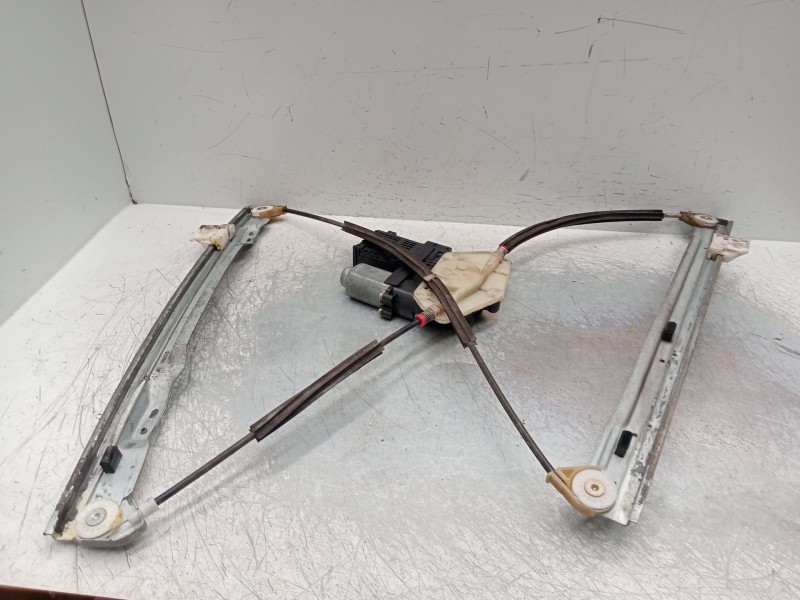 Recambio de elevalunas delantero izquierdo para citroën c4 grand picasso i (ua_) 1.6 hdi referencia OEM IAM   