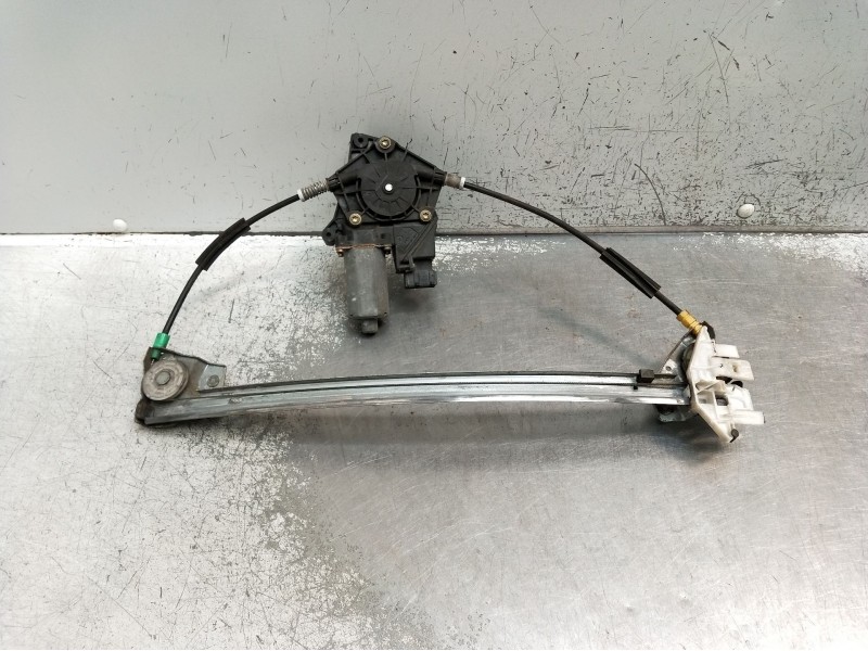 Recambio de elevalunas delantero izquierdo para peugeot 406 (8b) 2.0 hdi 110 referencia OEM IAM 0130821674 4P 