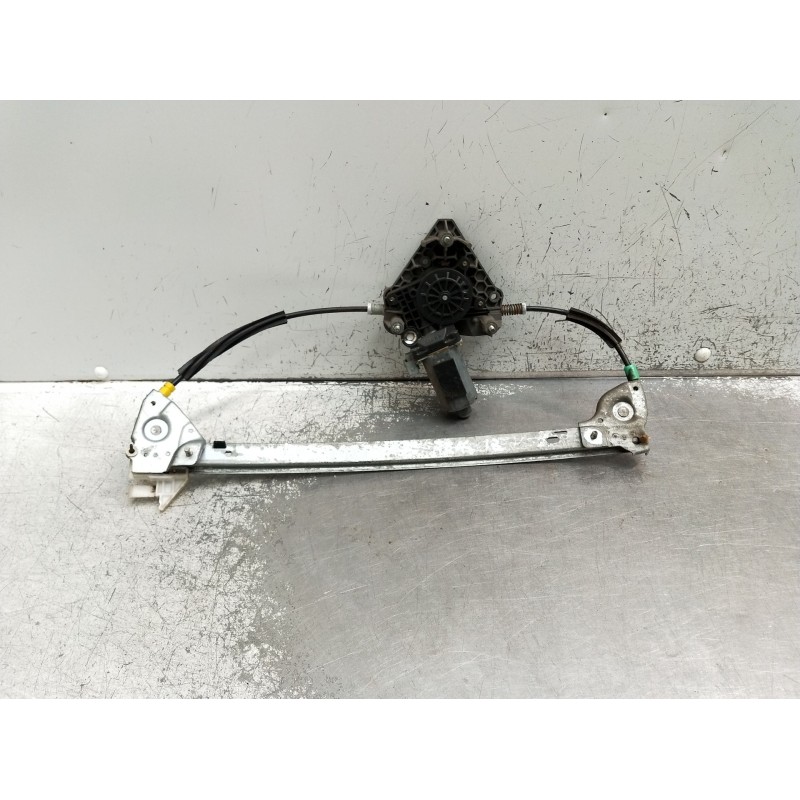 Recambio de elevalunas trasero izquierdo para peugeot 406 (8b) 2.0 hdi 110 referencia OEM IAM 0130821779 4P 