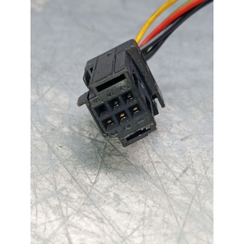 Recambio de retrovisor izquierdo para citroën c4 grand picasso i (ua_) 1.6 hdi referencia OEM IAM electrico 2 enchufes 2 y 5 cab