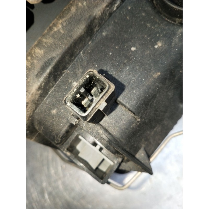 Recambio de faro antiniebla izquierdo para peugeot 406 (8b) 2.0 hdi 110 referencia OEM IAM 37090748 37080754 