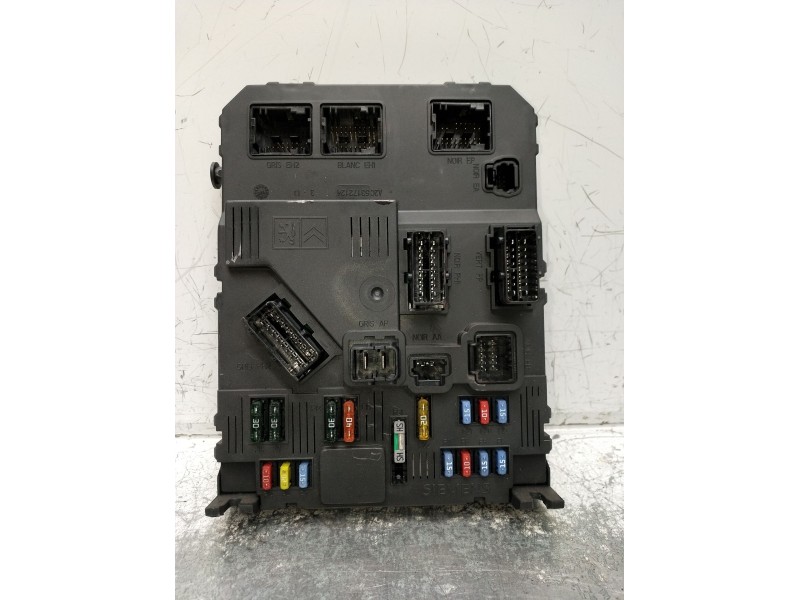 Recambio de caja reles / fusibles para citroën xsara picasso (n68) 1.6 hdi referencia OEM IAM 9657999780  
