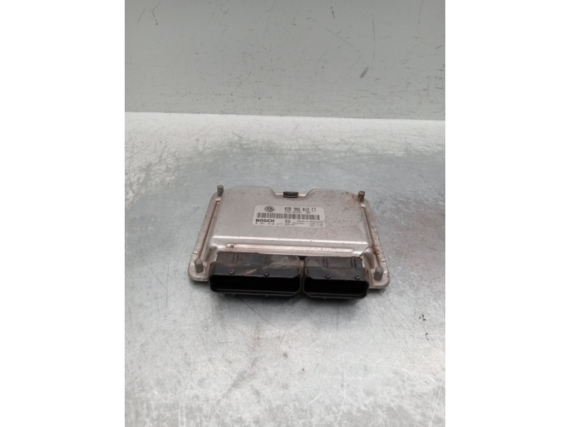 Recambio de centralita motor uce para volkswagen polo (6n2) 1.9 sdi referencia OEM IAM 0281010377  038906012CT