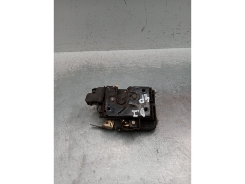 Recambio de motor cierre centralizado delantero izquierdo para volkswagen polo (6n2) 1.9 sdi referencia OEM IAM  3P 