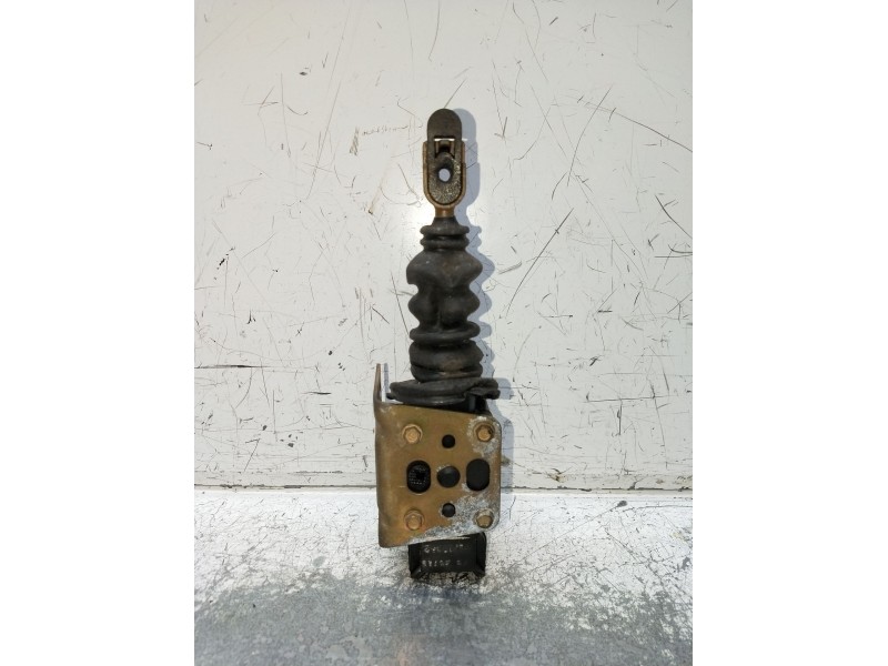 Recambio de motor cierre centralizado trasero derecho para buick century estate wagon referencia OEM IAM  4P 