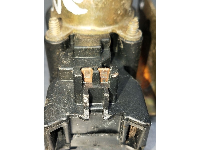 Recambio de motor cierre centralizado trasero derecho para buick century estate wagon referencia OEM IAM  4P 