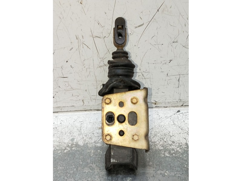 Recambio de motor cierre centralizado trasero izquierdo para buick century estate wagon referencia OEM IAM  4P 