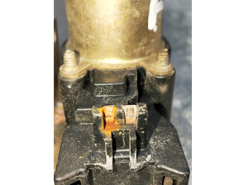 Recambio de motor cierre centralizado trasero izquierdo para buick century estate wagon referencia OEM IAM  4P 