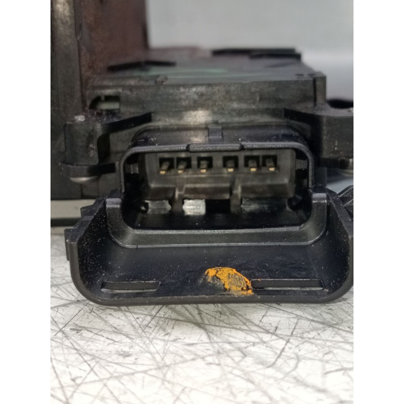 Recambio de motor cierre centralizado trasero derecho para citroën c4 grand picasso i (ua_) 1.6 hdi referencia OEM IAM 24099158 