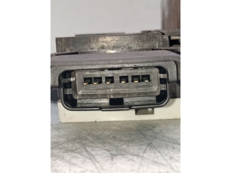 Recambio de motor cierre centralizado delantero izquierdo para citroën c4 grand picasso i (ua_) 1.6 hdi referencia OEM IAM 24087