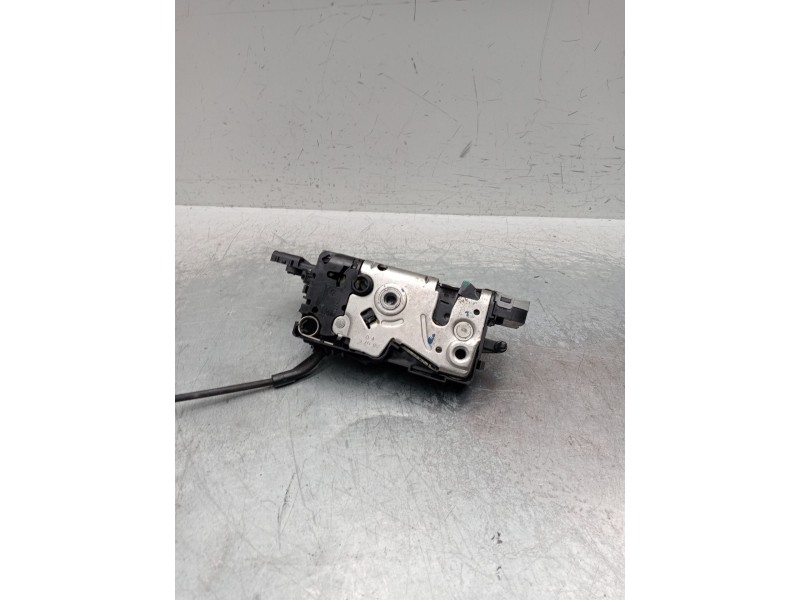 Recambio de motor cierre centralizado trasero izquierdo para citroën c4 grand picasso i (ua_) 1.6 hdi referencia OEM IAM 2409915