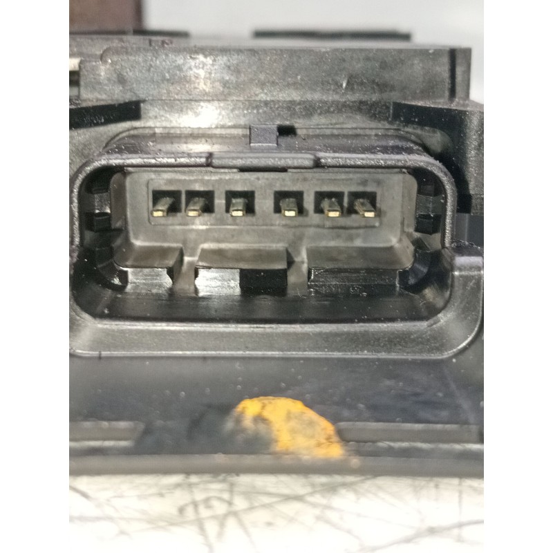 Recambio de motor cierre centralizado trasero izquierdo para citroën c4 grand picasso i (ua_) 1.6 hdi referencia OEM IAM 2409915