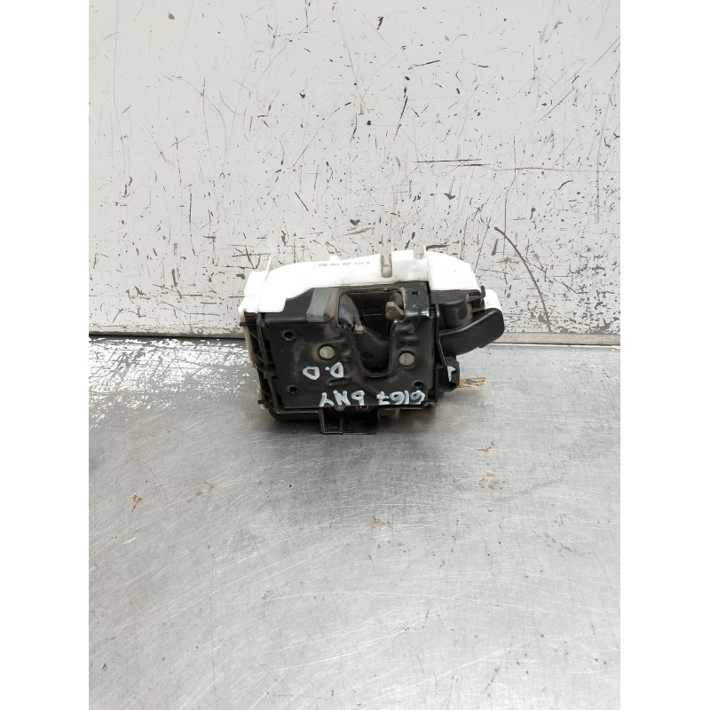 Recambio de motor cierre centralizado delantero derecho para seat ibiza ii (6k1) 1.4 i referencia OEM IAM 6k4837016B  5P