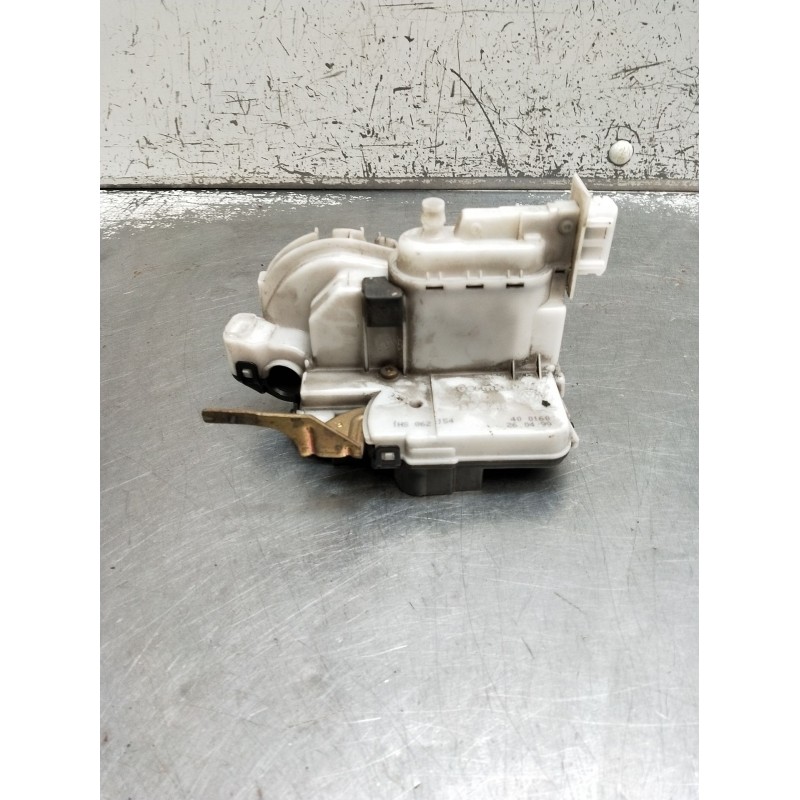 Recambio de motor cierre centralizado delantero derecho para seat ibiza ii (6k1) 1.4 i referencia OEM IAM 6k4837016B  5P