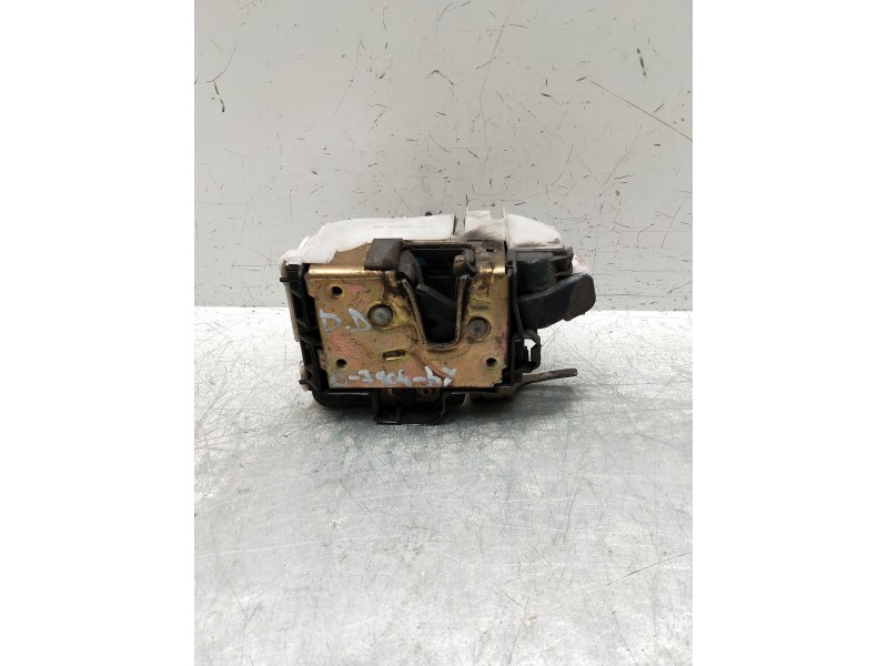 Recambio de motor cierre centralizado delantero derecho para seat cordoba (6k1, 6k2) 1.4 i referencia OEM IAM 6k4837016A 4P 