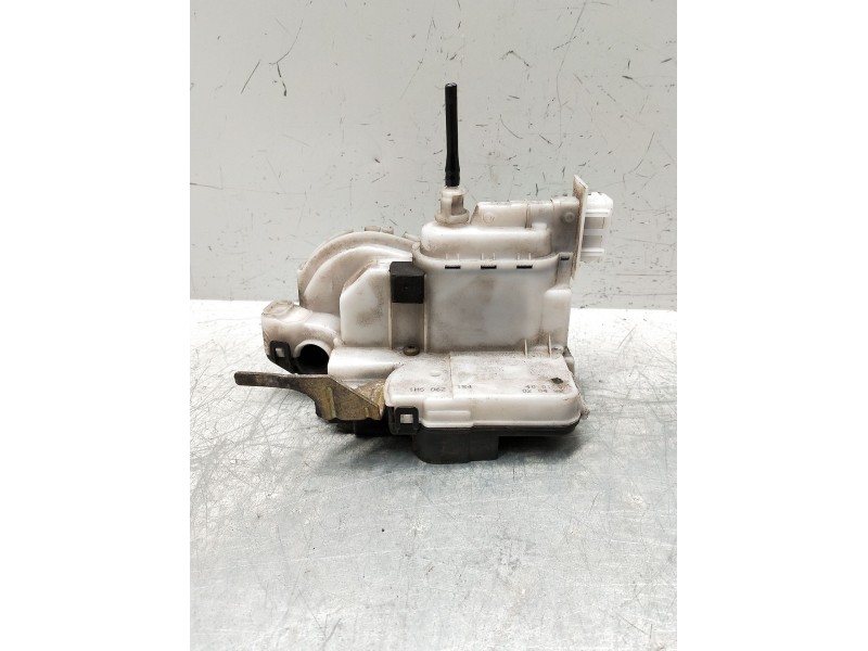 Recambio de motor cierre centralizado delantero derecho para seat cordoba (6k1, 6k2) 1.4 i referencia OEM IAM 6k4837016A 4P 