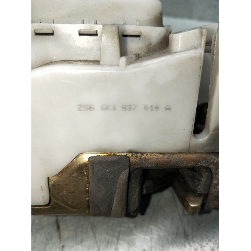 Recambio de motor cierre centralizado delantero derecho para seat cordoba (6k1, 6k2) 1.4 i referencia OEM IAM 6k4837016A 4P 