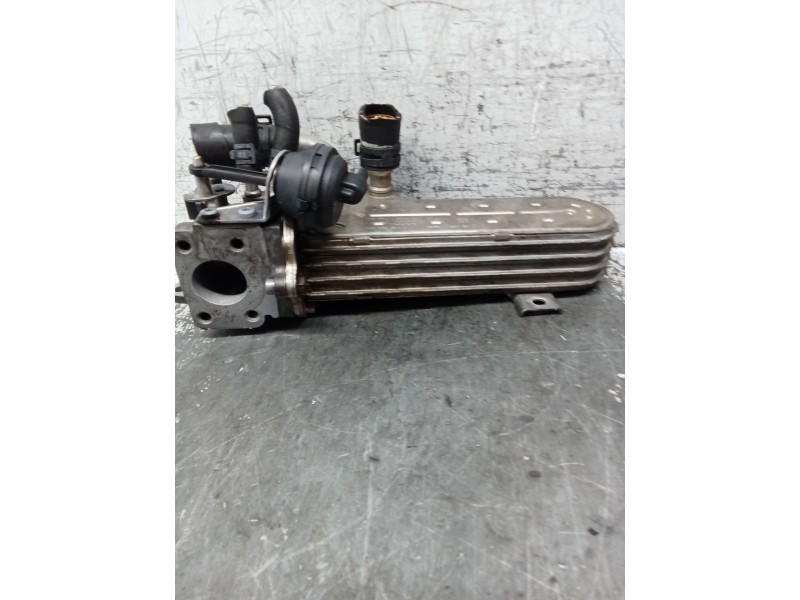 Recambio de enfriador egr para seat leon (1p1) 2.0 tdi 16v referencia OEM IAM 03G131513J  