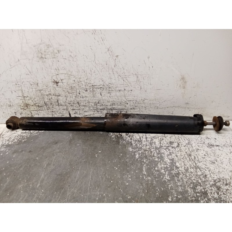 Recambio de amortiguador trasero derecho para opel omega a (v87) 2.0 (f19, m19, n19) referencia OEM IAM 22080190  