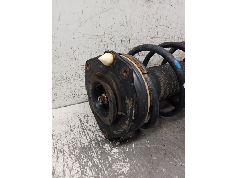 Recambio de amortiguador delantero derecho para renault megane ii station wagon (km0/1_) 1.6 referencia OEM IAM   