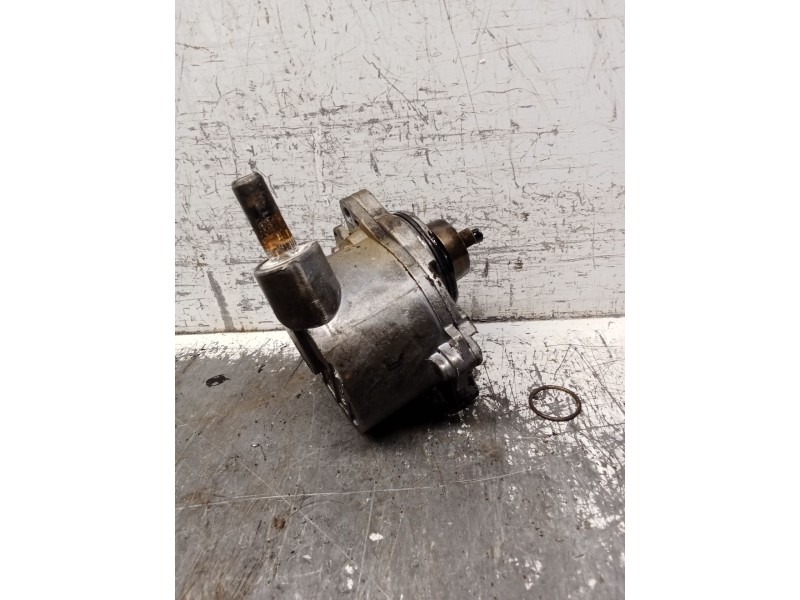 Recambio de depresor freno / bomba vacio para mercedes-benz clase c (w203) berlina 220 cdi (203.006) referencia OEM IAM A6282300