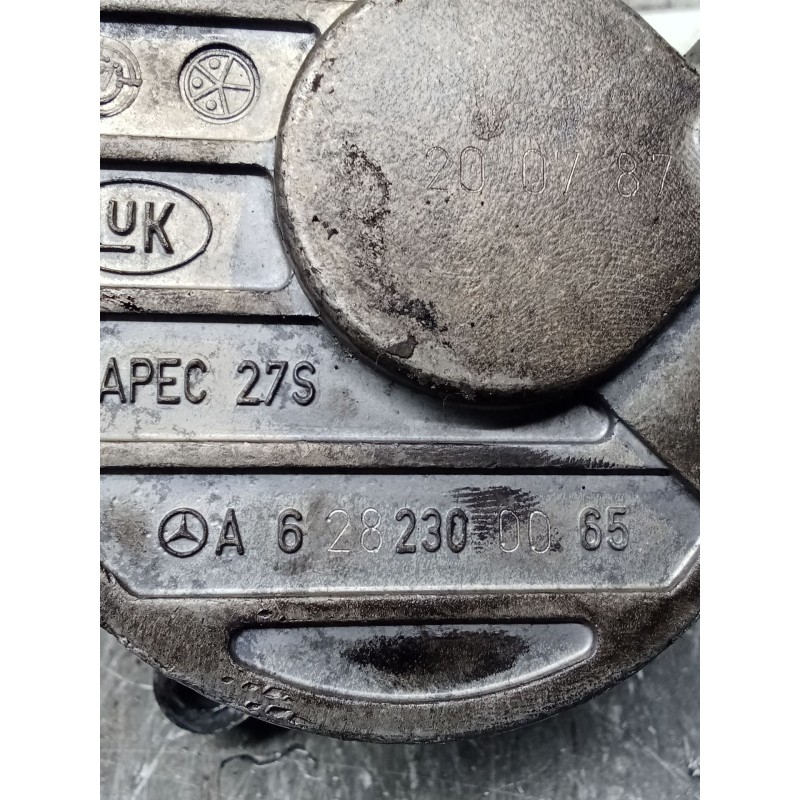 Recambio de depresor freno / bomba vacio para mercedes-benz clase c (w203) berlina 220 cdi (203.006) referencia OEM IAM A6282300