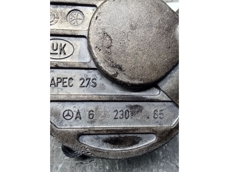 Recambio de depresor freno / bomba vacio para mercedes-benz clase c (w203) berlina 220 cdi (203.006) referencia OEM IAM A6282300