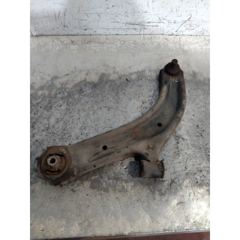 Recambio de brazo suspension inferior delantero izquierdo para nissan nv 200 (m20) 1.5 dci cat referencia OEM IAM   