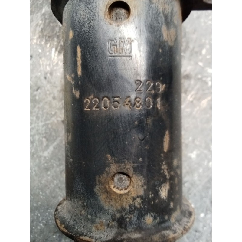 Recambio de amortiguador delantero izquierdo para opel omega a (v87) 2.0 (f19, m19, n19) referencia OEM IAM 22054801  