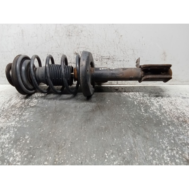 Recambio de amortiguador delantero derecho para opel omega a (v87) 2.0 (f19, m19, n19) referencia OEM IAM   