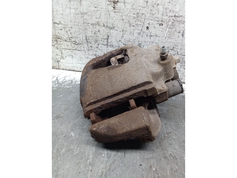 Recambio de pinza freno delantera izquierda para opel omega a (v87) 2.0 (f19, m19, n19) referencia OEM IAM   
