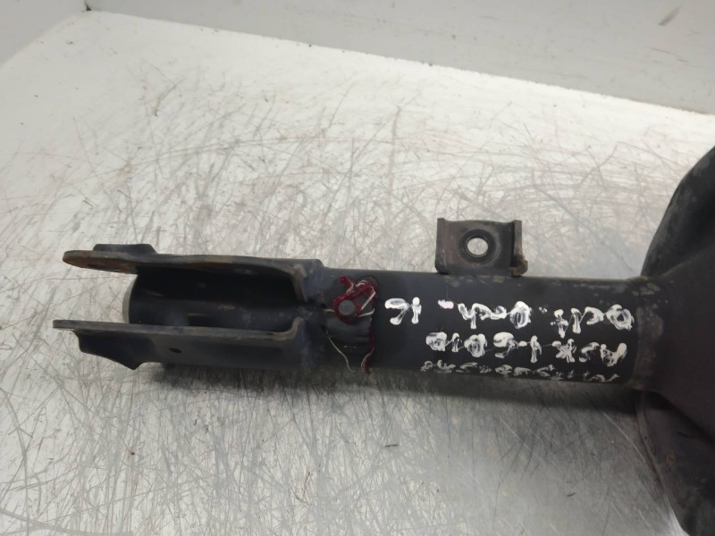 Recambio de amortiguador delantero derecho para mitsubishi asx (ga0w) kaiteki 2wd referencia OEM IAM 4060A512  