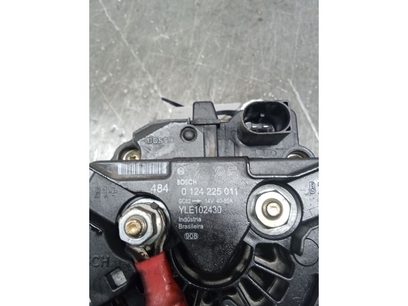 Recambio de alternador para rover 45 i sedán (rt) 1.6 referencia OEM IAM 0124225011  BOSCH