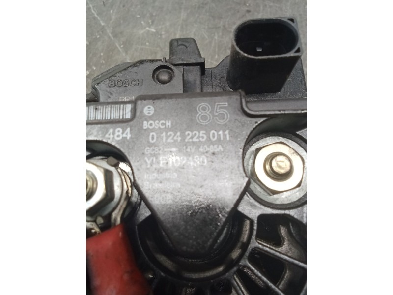 Recambio de alternador para rover 45 i sedán (rt) 1.6 referencia OEM IAM 0124225011  BOSCH