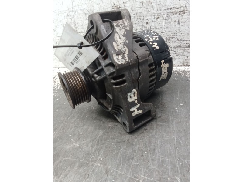 Recambio de alternador para ssangyong musso (fj) 2.9 d referencia OEM IAM 0123335003 0091543002 BOSCH