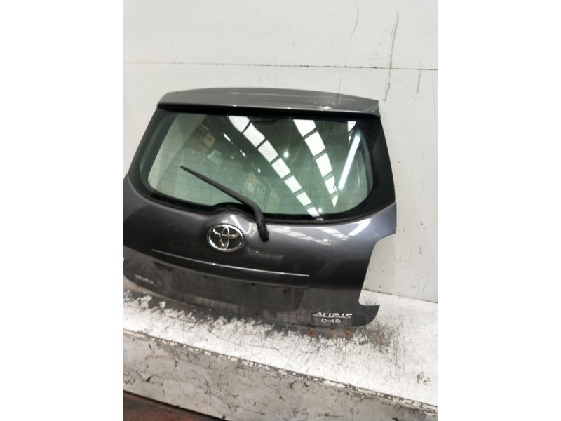 Recambio de porton trasero para toyota auris (_e15_) 1.4 d-4d (nde150_) referencia OEM IAM  5P 