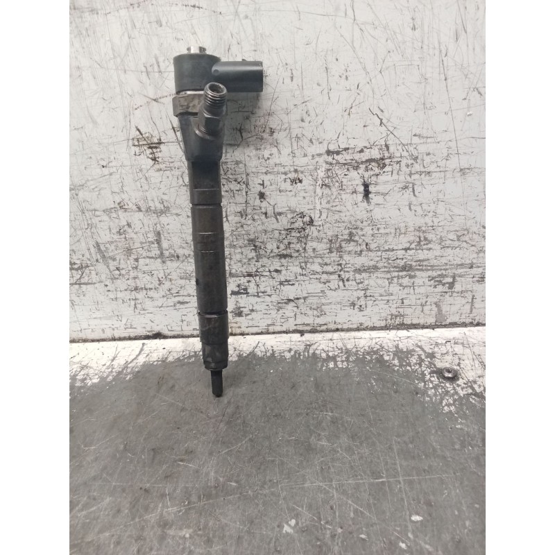 Recambio de inyector para mercedes-benz clase c (w203) berlina 220 cdi (203.006) referencia OEM IAM 0986435 A6110701787 