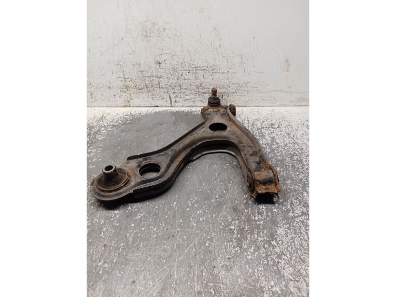 Recambio de brazo suspension inferior delantero derecho para opel omega a (v87) 2.0 (f19, m19, n19) referencia OEM IAM   