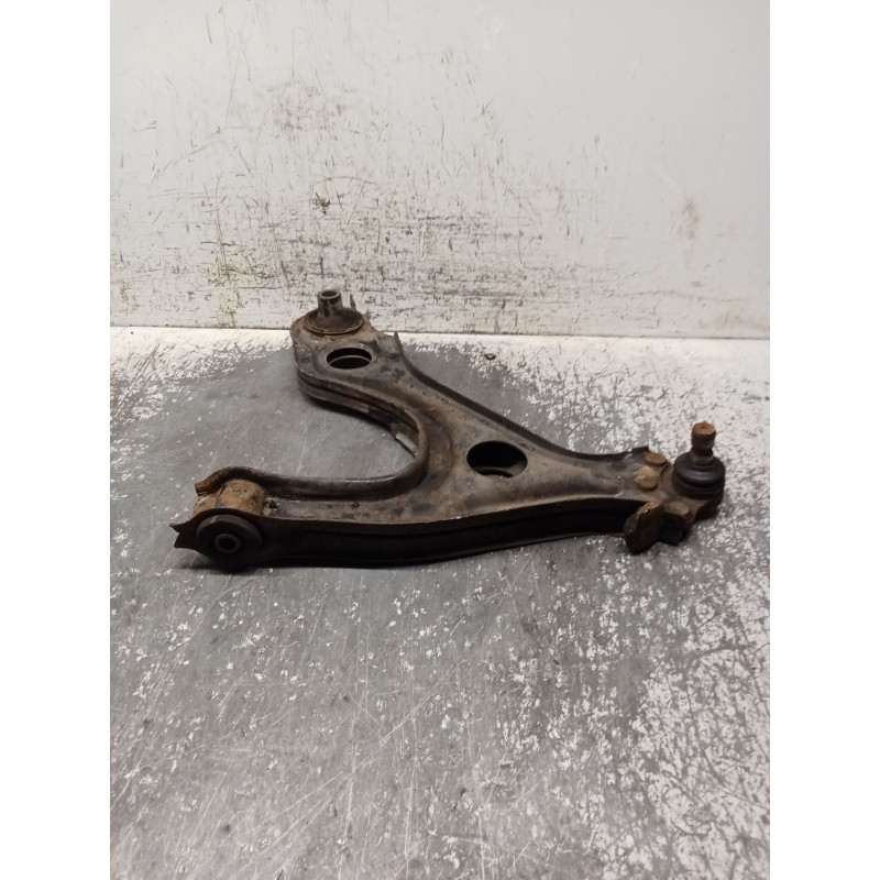 Recambio de brazo suspension inferior delantero derecho para opel omega a (v87) 2.0 (f19, m19, n19) referencia OEM IAM   