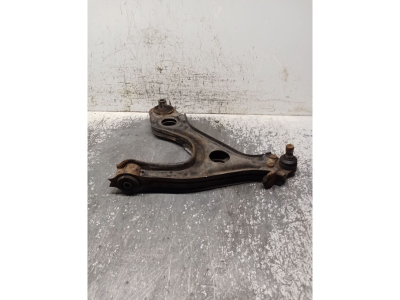 Recambio de brazo suspension inferior delantero derecho para opel omega a (v87) 2.0 (f19, m19, n19) referencia OEM IAM   